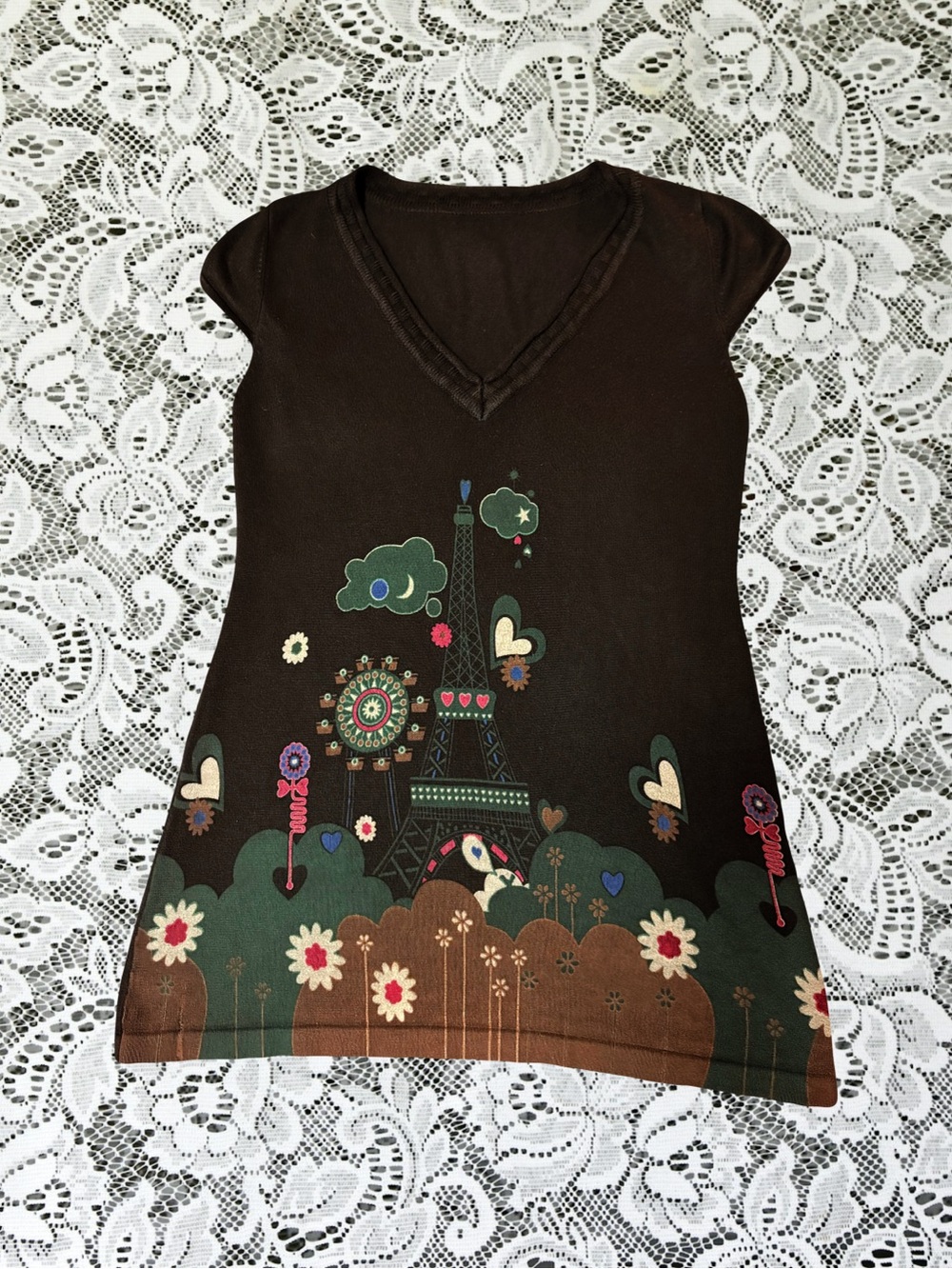 Black V-Neck Cap Sleeve Knit Shirt Dress with Eiffel Tower Floral Print